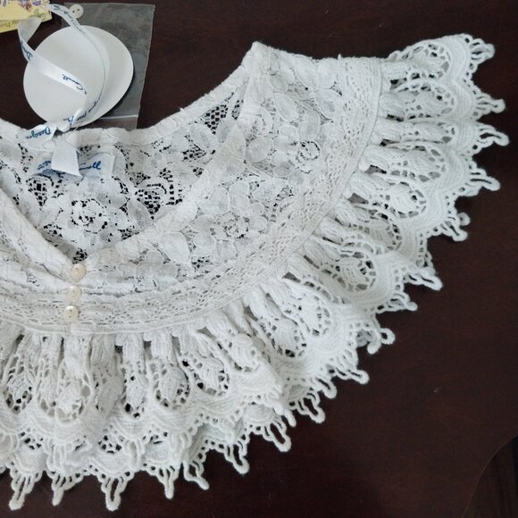April Cornell Vintage Victorian Style Lace White Dutch Collar New With Tags - Picture 4 of 14